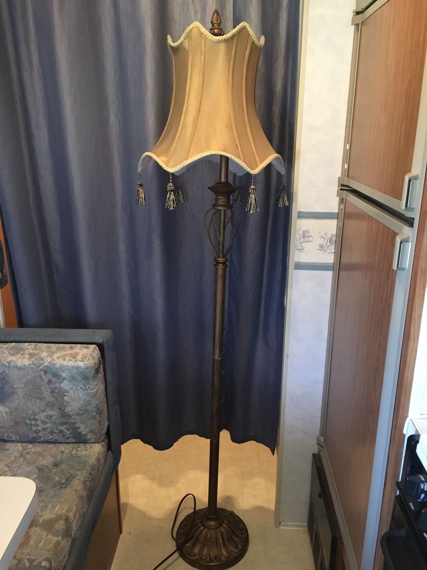 Floor Lamp