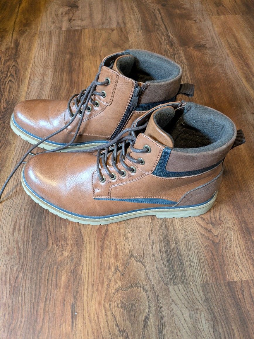 Men's Perry Ellis Chelsea Boots - Size 10.5