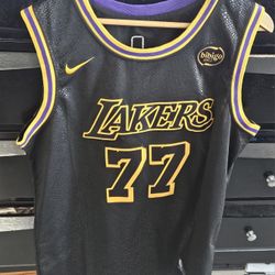Luka Doncic Los Angeles Lakers Jersey - 2XL