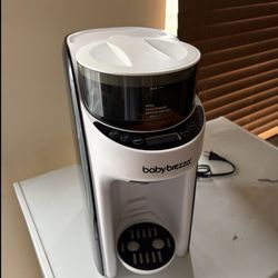 Baby Brezza Formula Maker