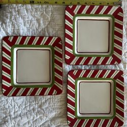 Set Of 3 Square Festive Christmas Plates