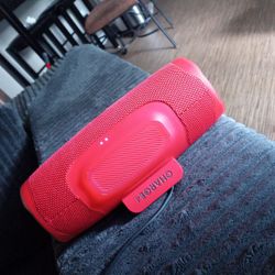 JBL Charge 4 