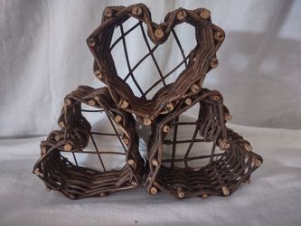3 ❤️ heart-shaped woven twig branches all 3 for $5.00