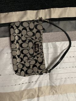 Coach purse/wristlet