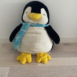 Big Stuffed Animal Pinguin 