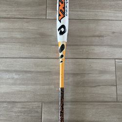 DeMarini Vexxum Bat