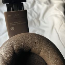 Beats Studio Pro - Wireless Bluetooth Noise Cancelling