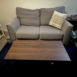 Couch, Rug & Coffee table 