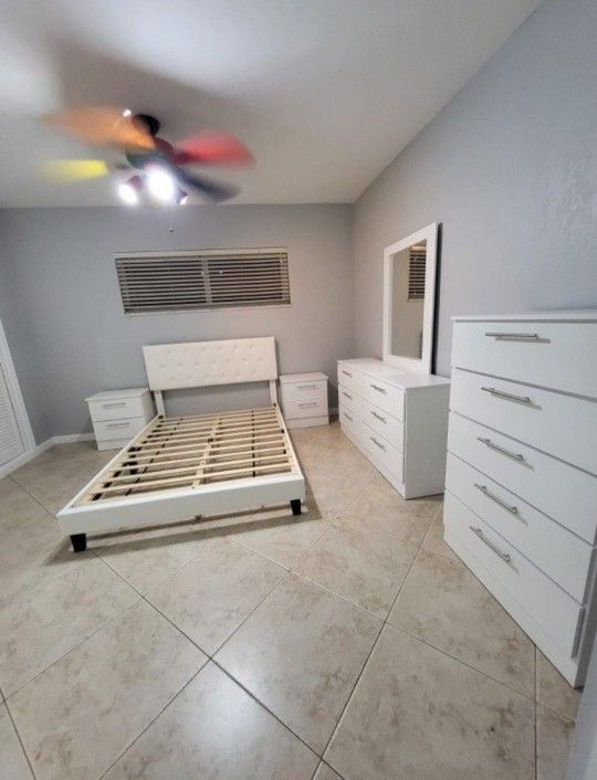 Bedroom Set 🛏️ Juego De Cuarto