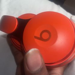Beats Solo Pro 
