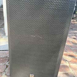 2 ev zlx  15 monitors