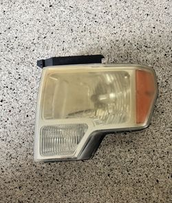 (FOR PARTS‼️) F-150 Headlight