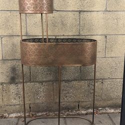 Versatile Decor Pieces 