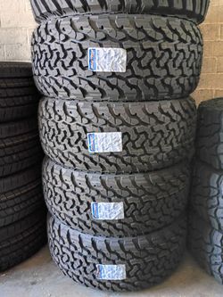 Set of 4 33 12.50 R20 All terrain ‼️💯