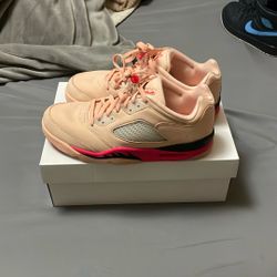 Jordan 5 Retro Low - Size 9,5 Woman’s 