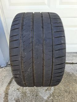Like New 305/30ZR19 Michelin Pilot Sport 4 S Tire