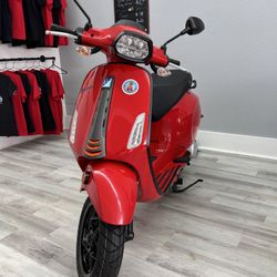 New 2024 Piaggio Vespa Sprint Sport 50