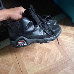 Grant Hill Vintage FILA's Size 9