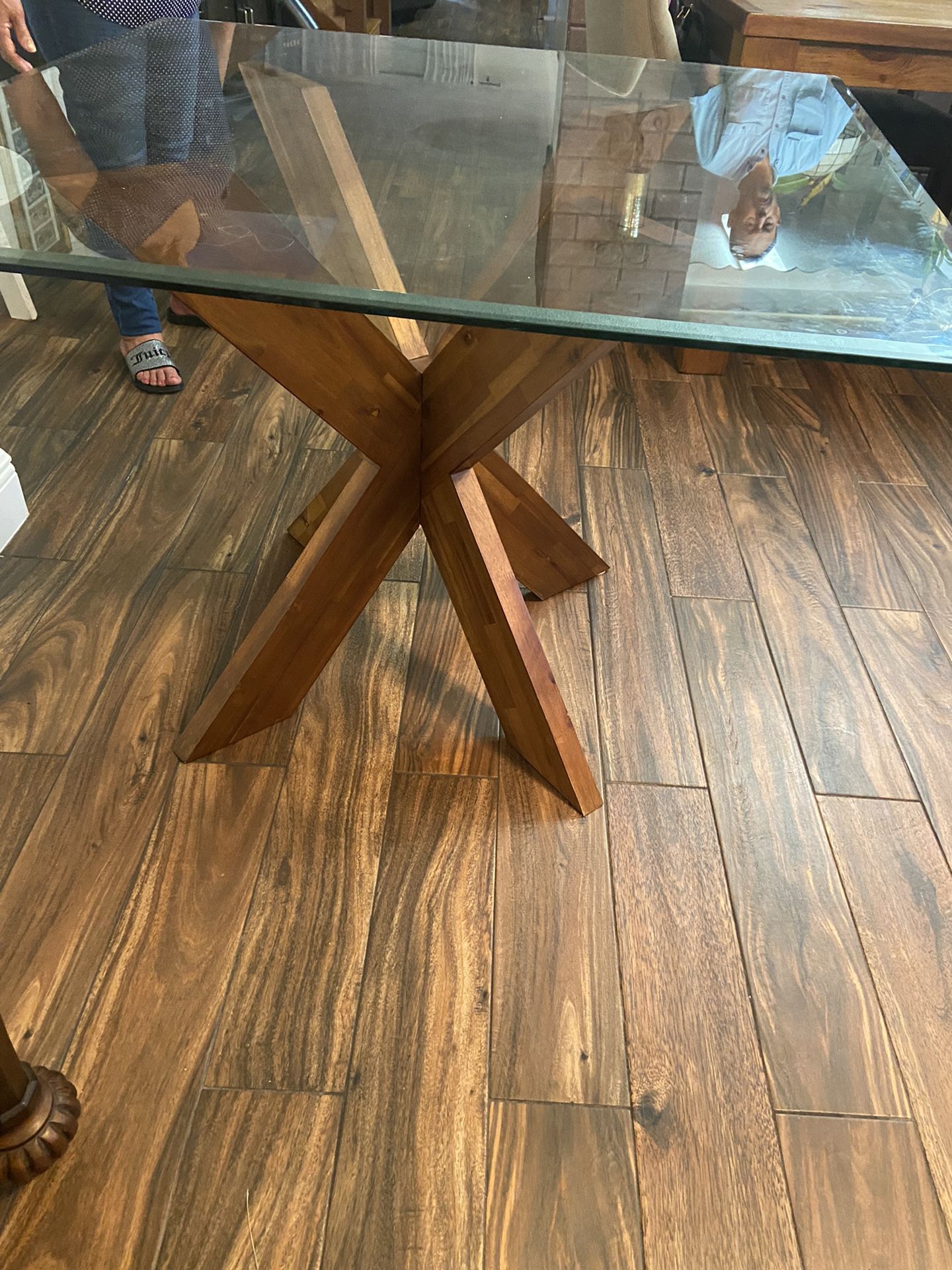 Dining Table With 4 Chairs- READ POST BEFORE RESPONDING