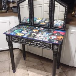 Nightmare Before Christmas Vanity Makeup Table 