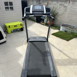 Nordictrack Treadmill T 6.5 SI In Great Condition 
