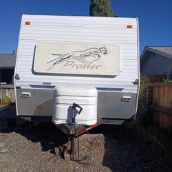 2001 Prowler Travel Trailer