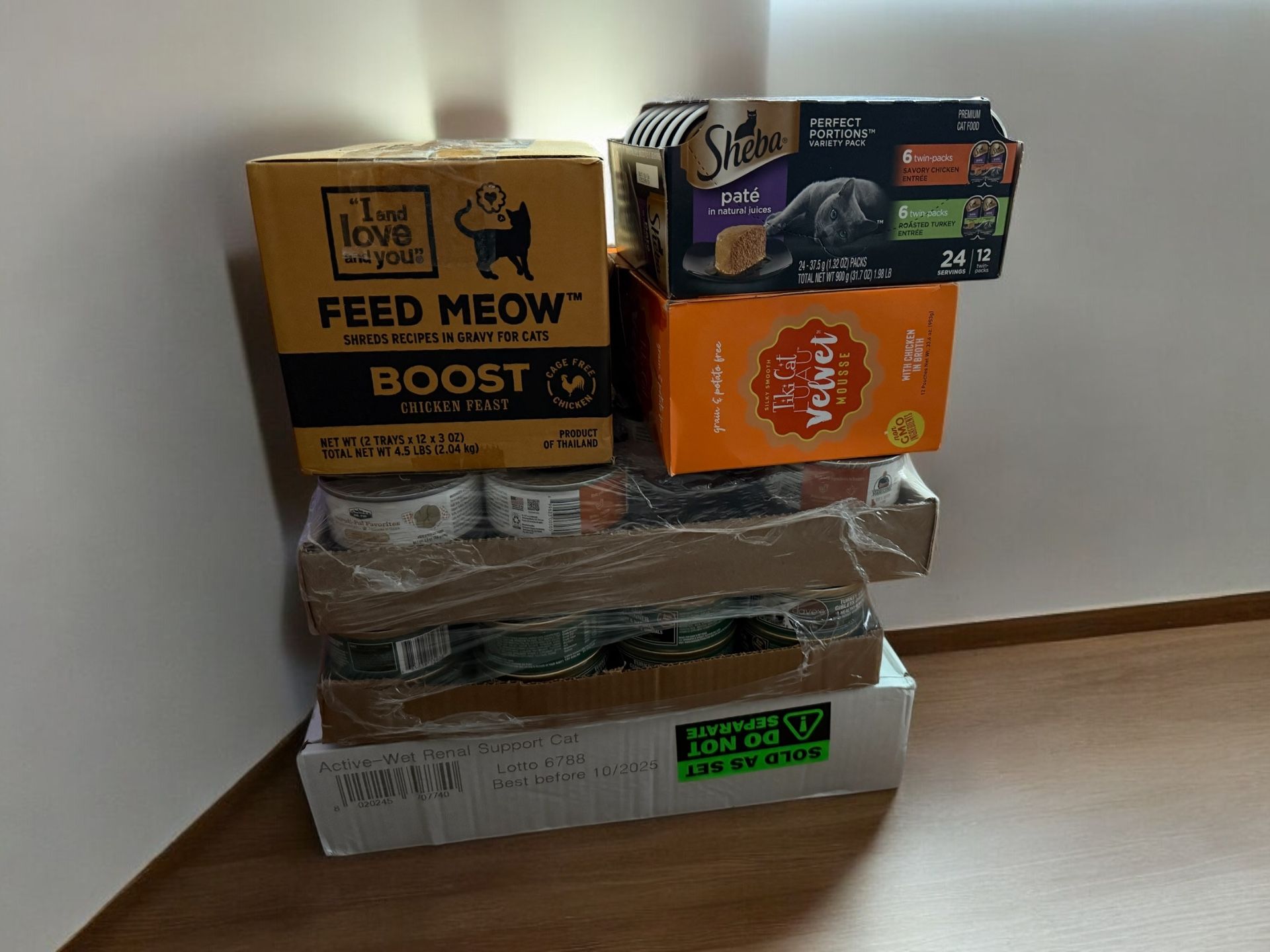 HUGE CAT FOOD VARIETY LOT CHICKEN & TURKEY ALL PATE DR POL DAVE’S FORZA 10 MORE