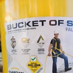Harness Bucket / NEW 