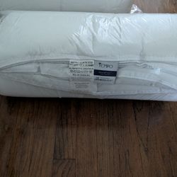 Queen Comforter New ! Insert  