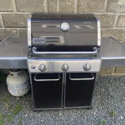 Weber Genesis Grill E-325