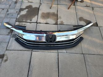 Front Grill, Bumper Honda Accorde