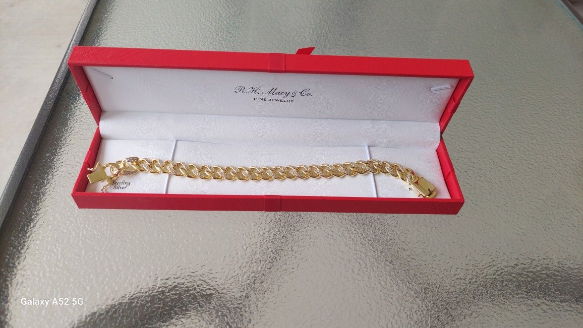 Men's Chain Bracelet 14K gold plated.