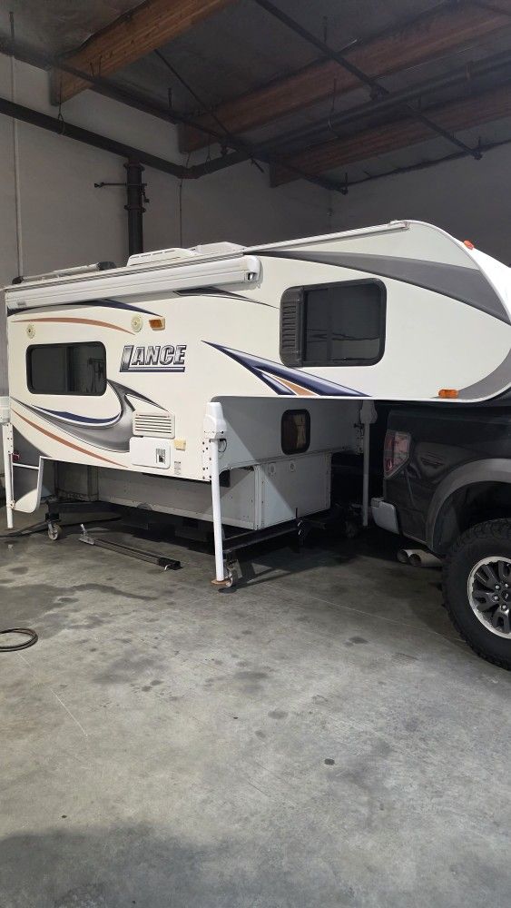 2013 Lance 850