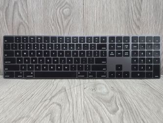 Apple Wireless Bluetooth Magic Keyboard With Numeric Keypad BLACK A1843