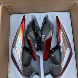 2013-2015 Honda Accord OEM Tail Light Assemblies