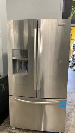 Kitchen Aid French Door Stainless Steel Fridge !