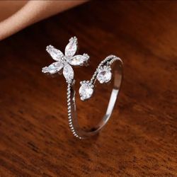Beautiful Silver Ring 