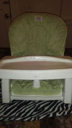 Baby eating chair with tray for that low