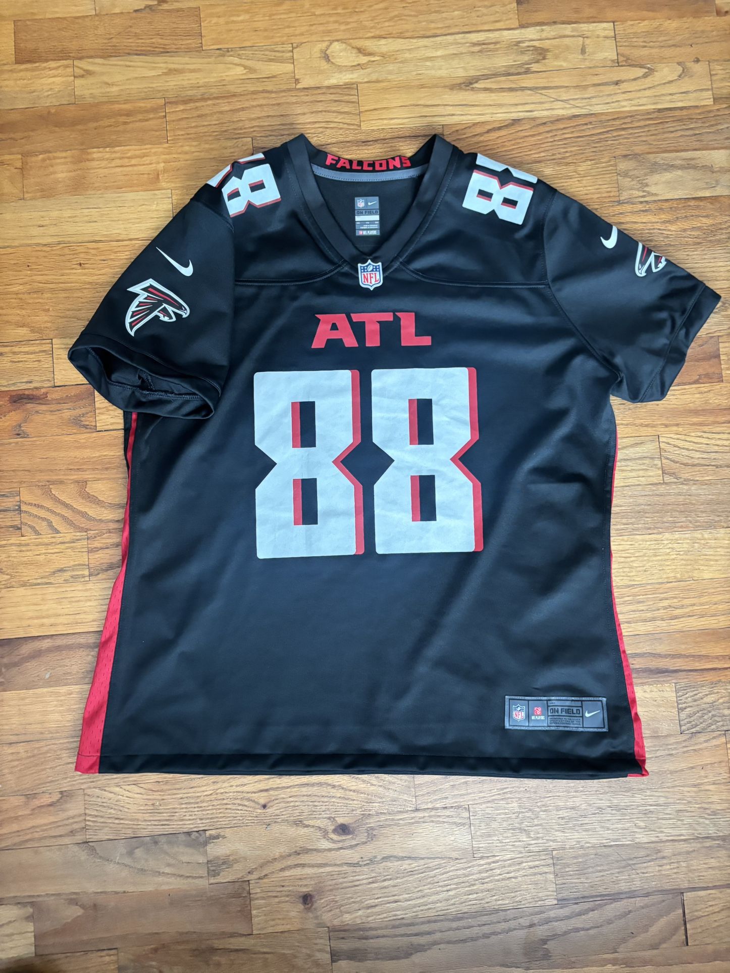 Nike Atlanta Falcons Jersey woman size XXL