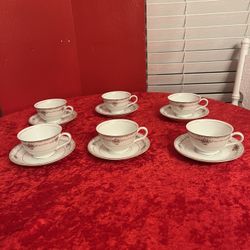 Vintage Princess Style House  Fine China Gold Trim & Roses  12Pc  Made In Japan