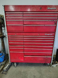 Snap-on Red Rolling Tool Chest Cabinet