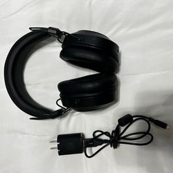 Pioneer SE-MS7BT-K Bluetooth Headphones Case Charging Cord Audio Cable NIB