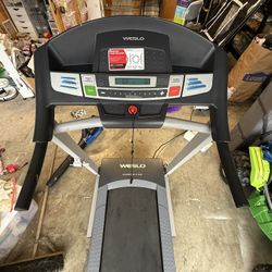 Weslo Cadence G 5.9 Treadmill, Works Great, Priced to Sell