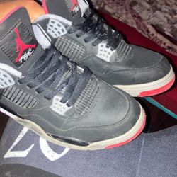Jordan 4s