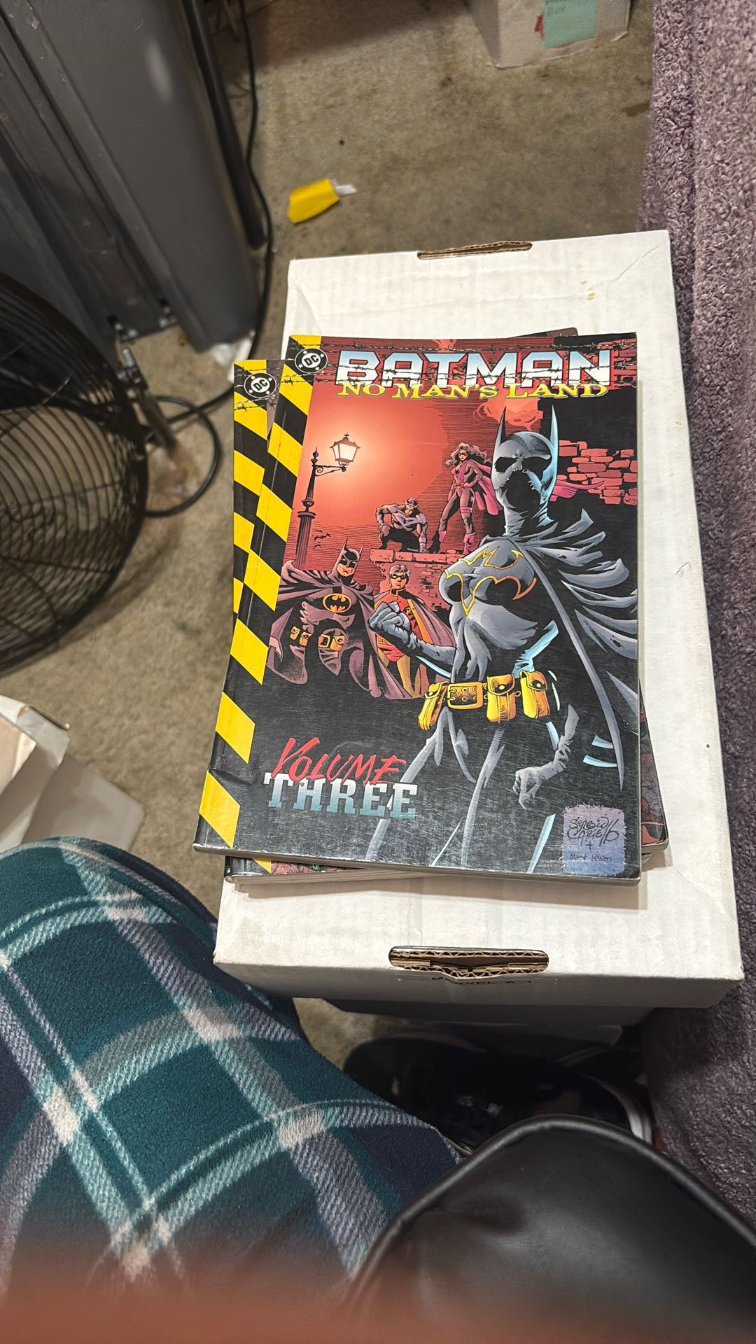 Dc Batman No Mans LAN Vol 2, 3,,4,5 Trades