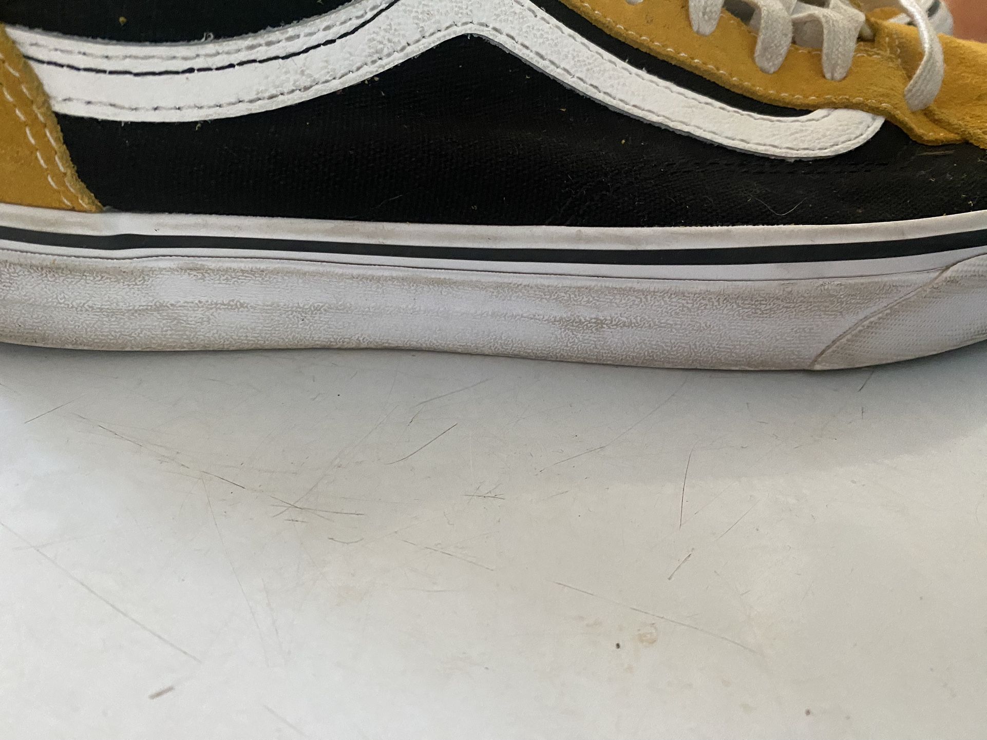 Vans Black/yellow