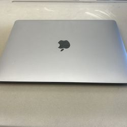 2020 Macbook Air 13” Display