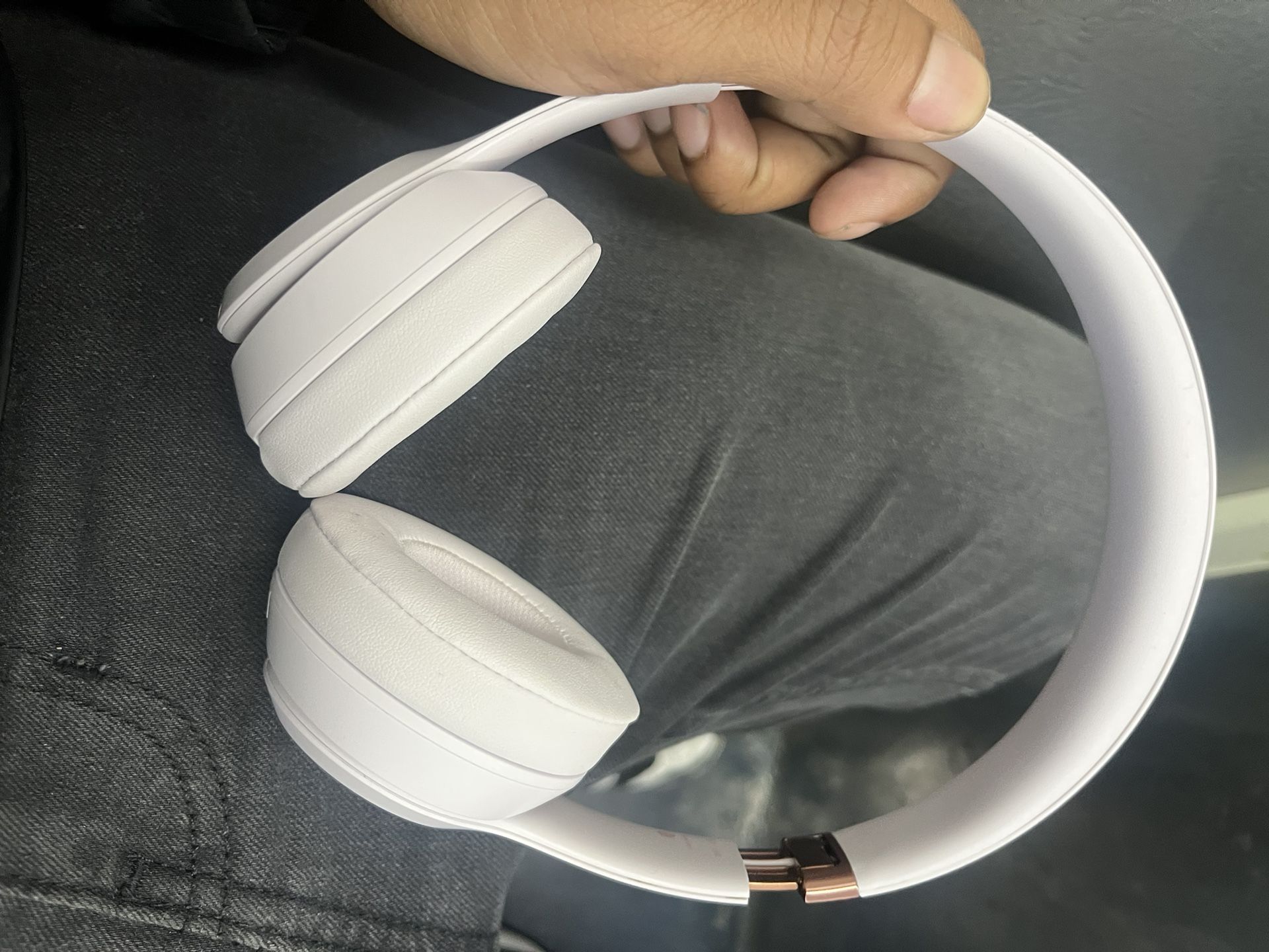 Solo Beats 4 Comes With Box Pickup Or