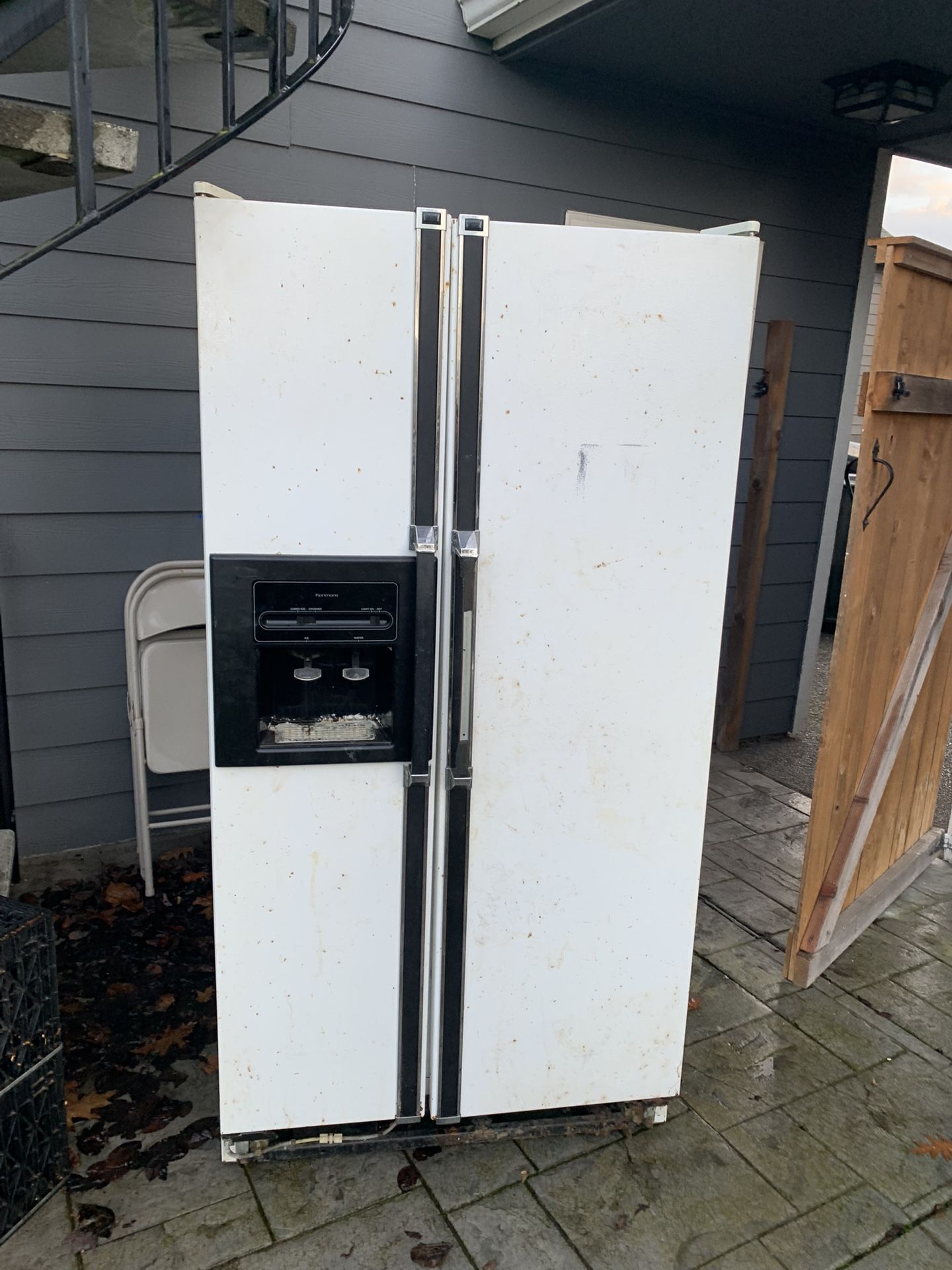 Working Refrigerator For garage (FREE )