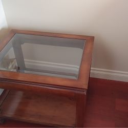 Solid wood end glass table